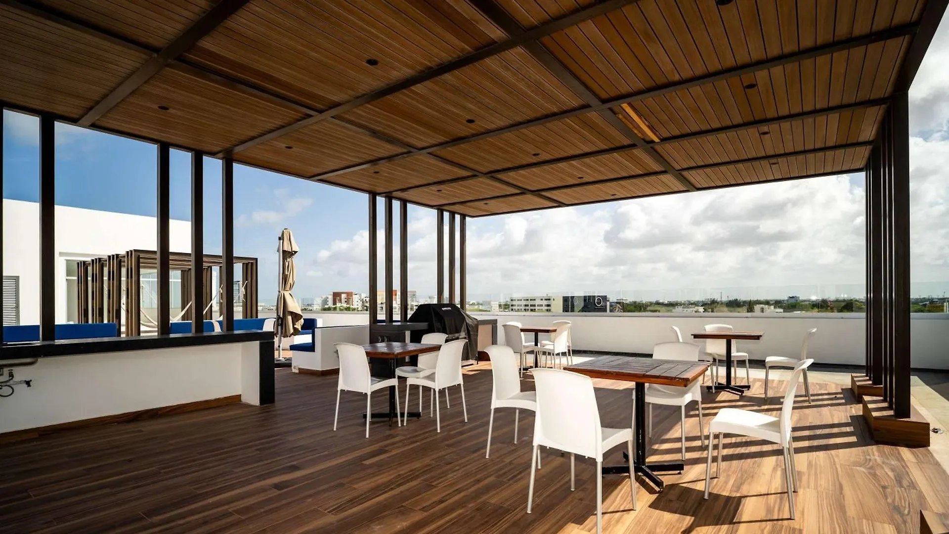 Modernidad Y Confort En Armonia Cancún 0*,